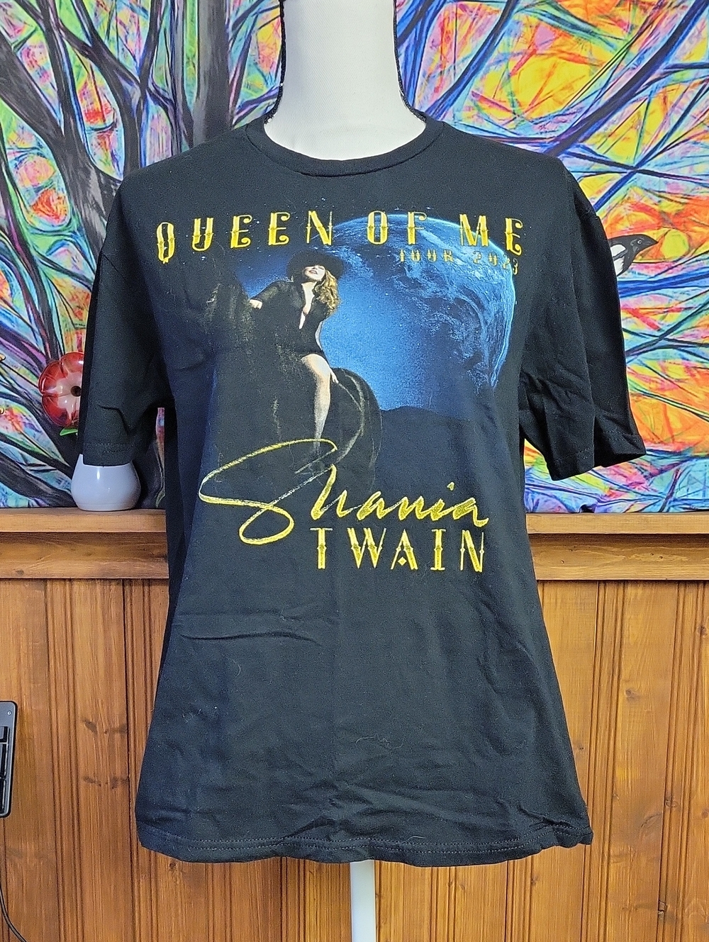 "Queen of Me" Black Graphic Tee SHANIA twain